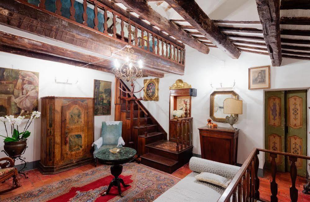 B&B La Residenza Del Poeta Montesicuro Εξωτερικό φωτογραφία