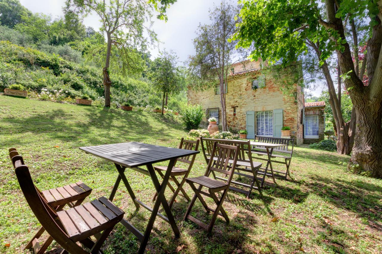 B&B La Residenza Del Poeta Montesicuro Εξωτερικό φωτογραφία