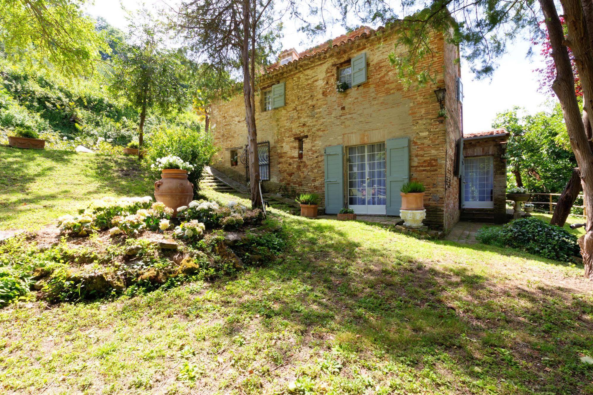 B&B La Residenza Del Poeta Montesicuro Εξωτερικό φωτογραφία