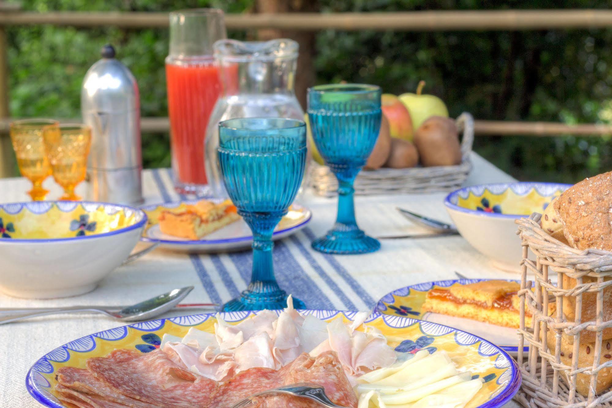 B&B La Residenza Del Poeta Montesicuro Εξωτερικό φωτογραφία
